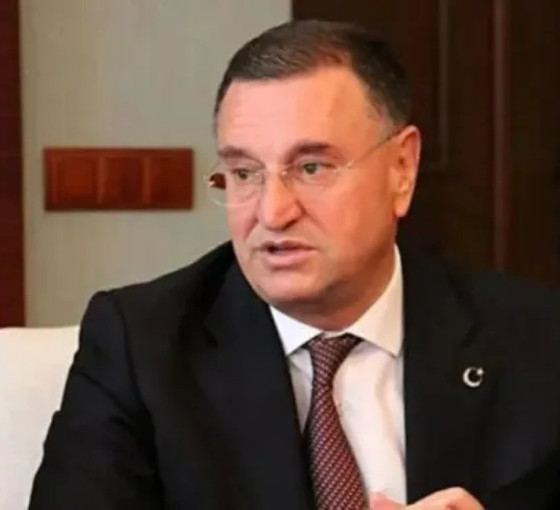 Lütfü Savaş, Şahan Gökbakar'a yanıt verdi: Tek tek hesap sorulacak
