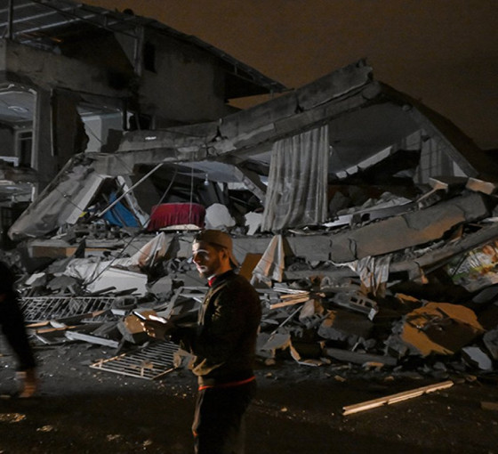 Hatay depremlerinin ardından siyasilerden 'geçmiş olsun' mesajları