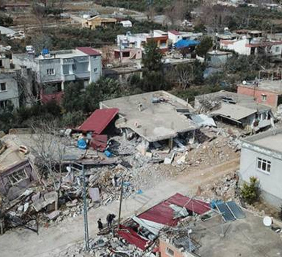 Nurdağı'nda fay hattı üzerindeki köy depremde yerle bir oldu
