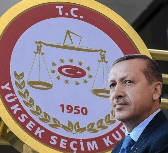 Cumhuriyete beton dökmek için demokrasiye bir yıl ara