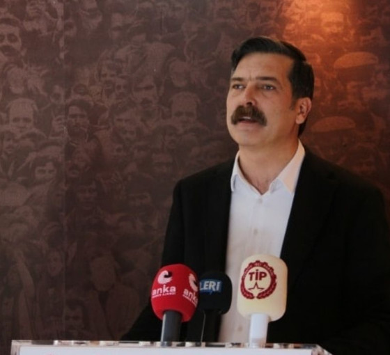Erkan Baş: Yurttaşlara verecek çadırımız yok ama Erdoğan’ın sarayları var