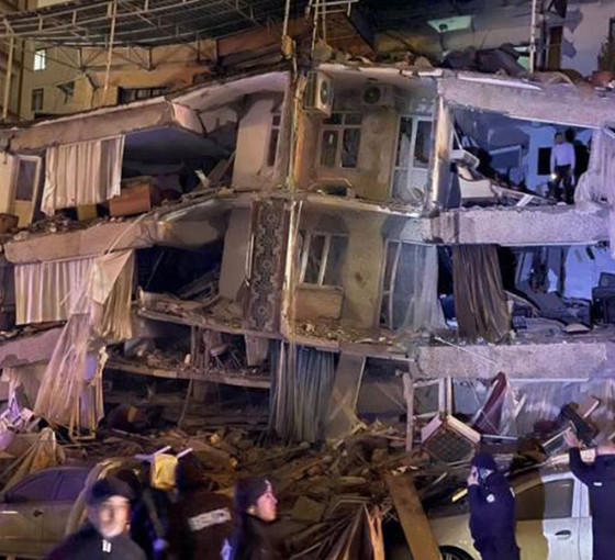 AKP'nin inşaat kapitalizmi çöktü