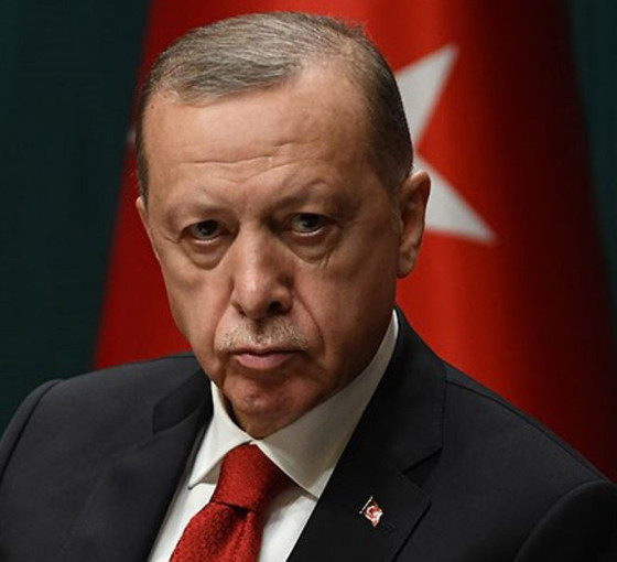 Bu da ‘kader planı’: Altında kaldığı enkazdan inşaat yaparak kurtulmak!