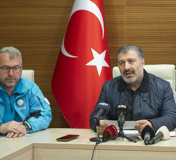 Fahrettin Koca: Depremde 448 sağlık çalışanı öldü