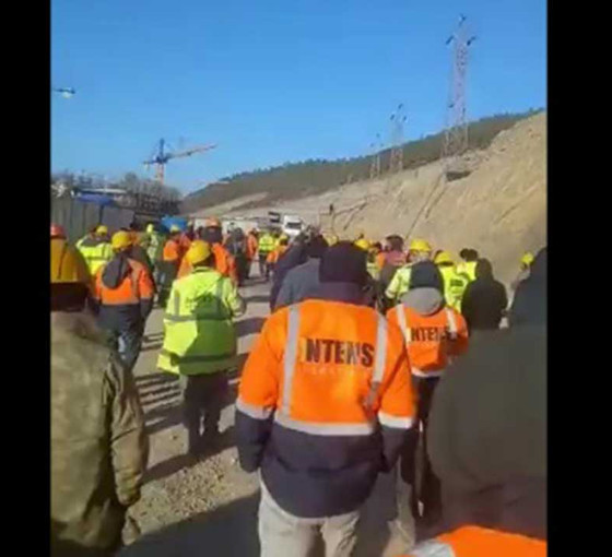 Akkuyu şantiyesinde çalışan işçiler, iş bıraktı