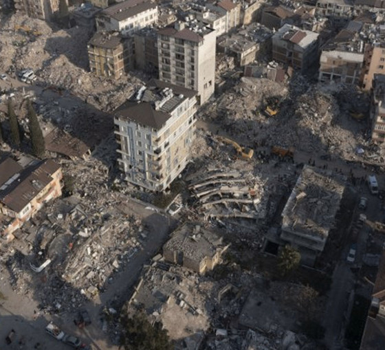 105 kişinin öldüğü Rende Sitesi'nin sahibi yaş haddinden serbest