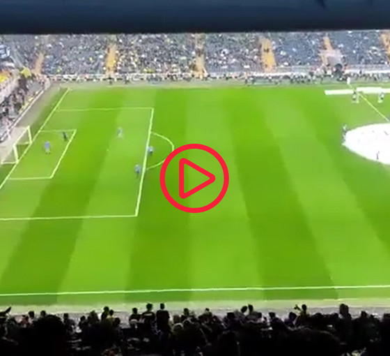 Fenerbahçe - Konyaspor karşılaşmasında tribünler 'istifa' çağrısıyla inledi