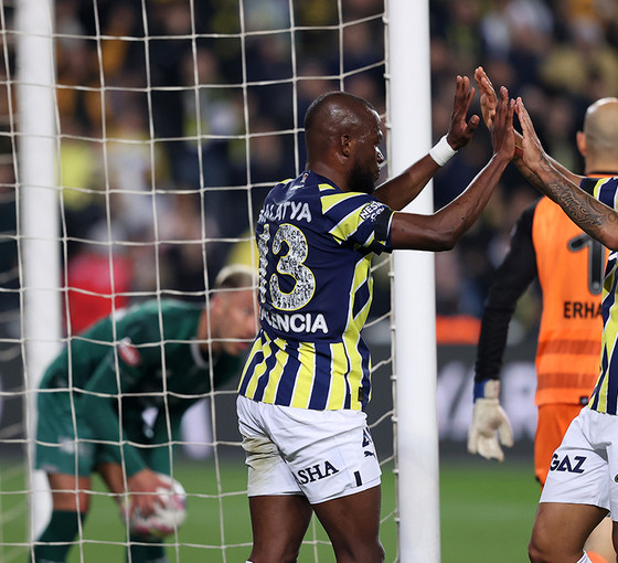 Maraş depreminin ardından ilk karşılaşma: Fenerbahçe 4 - 0 Konyaspor