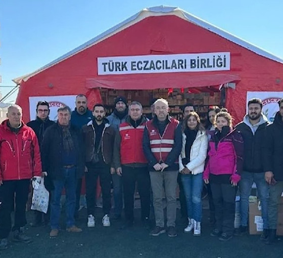 Kızılay, gönüllü eczacıların çadırlarından da para almış: Tanesi 140 bin TL