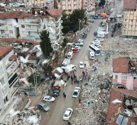 Hatay Valiliği: 173 binanın enkazı kaldırılacak