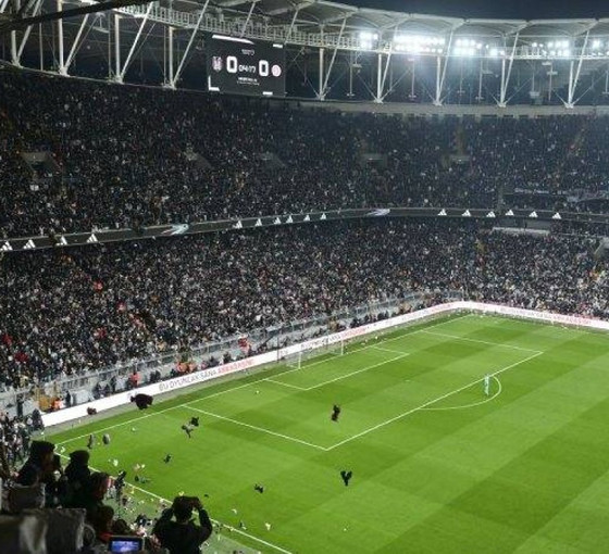 Tribünlerin 'Hükümet istifa' çağrısını kınayan kulüplere Çaykur Rizespor da katıldı: 'Foseptik farelerinin çığlıkları'