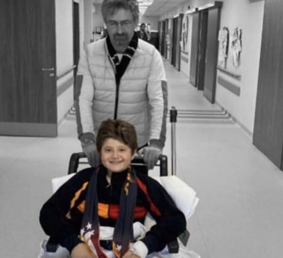 Enkazdan 62 saat sonra kurtarılan Galatasaray taraftarı vefat etti