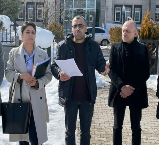 'Sansür yasası'nın ilk davasında gazeteci Aygül'e 10 ay hapis cezası verildi