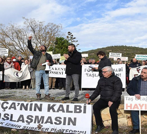 Foçalılar kazandı: 2 bin 500 yıllık Pers Mezar Anıtı'nın bulunduğu alana kurulmak istenen taş ocağı projesi iptal edildi