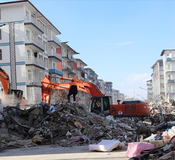 Malatya Valiliği: 89 bin 676 acil yıkılacak ve ağır hasarlı bölüm var