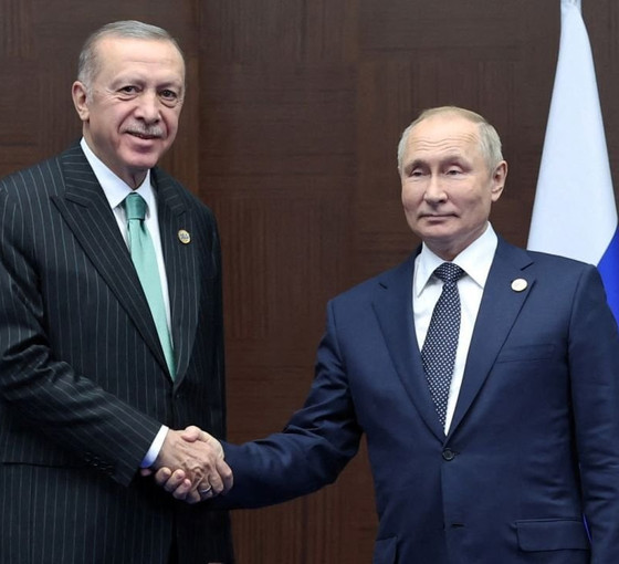CNN: Türkiye'nin NATO vetosu Putin'in 'bölünmüş Batı' söylemini besliyor
