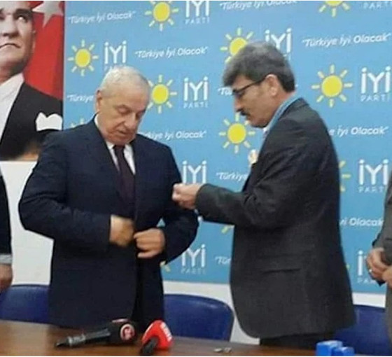 Eski devlet bakanı, İYİ Parti'den 'maaile' istifa etti