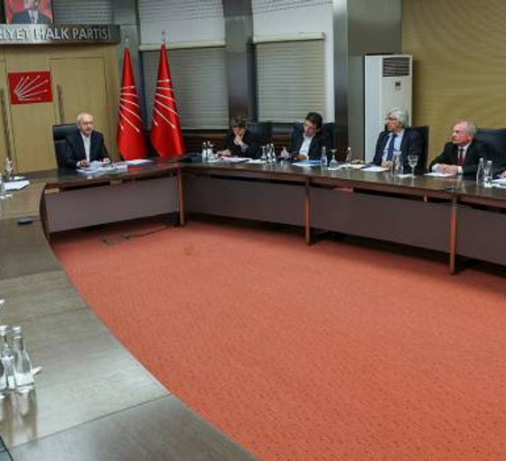 Kılıçdaroğlu, sendika ve TMMOB’a bağlı oda temsilcileriyle bir araya geldi