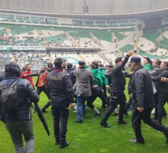 HDP’den Amedspor'a ırkçı saldırı hakkında suç duyurusu