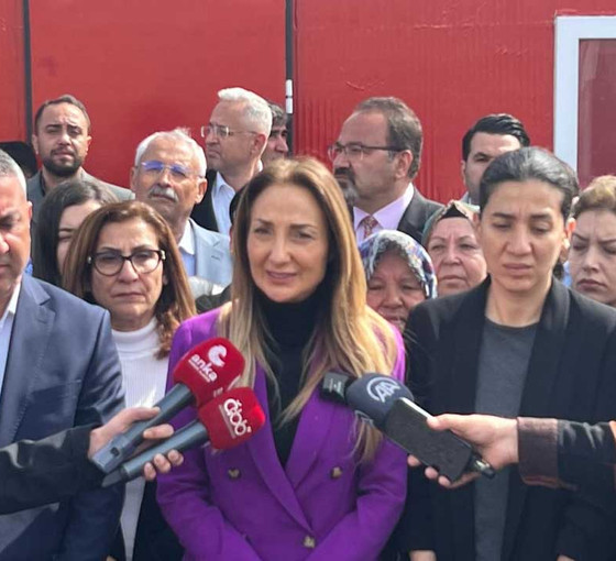 CHP Kadın Kolları Genel Başkanı Nazlıaka: ‘Hepimizin özgür olduğu bir düzen kurmak için geliyoruz’