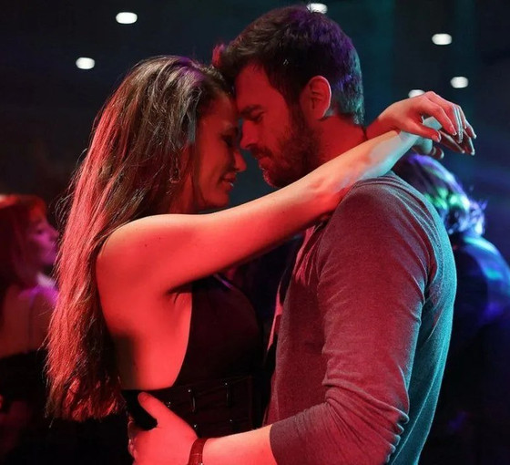 Bu hafta dört yeni dizi geliyor: You, Aile, Sokağın Çocukları, Rana Naidu
