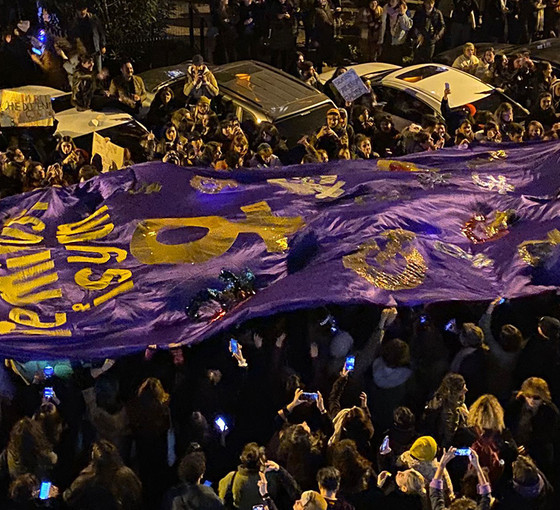 8 Mart Feminist Gece Yürüyüşü: Kadınlar bir ağızdan 'Hükümet istifa' dedi