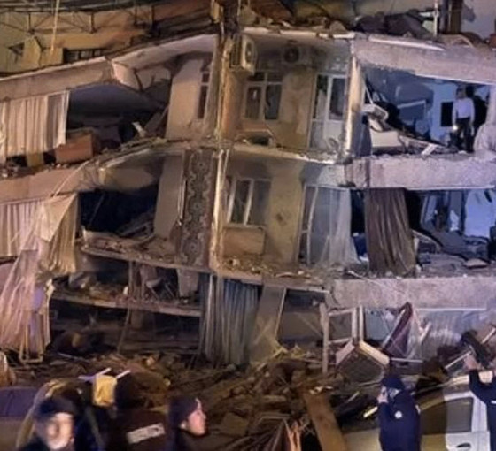 Depremde yıkılan sitenin kooperatif yönetim kurulu başkanı tutuklandı