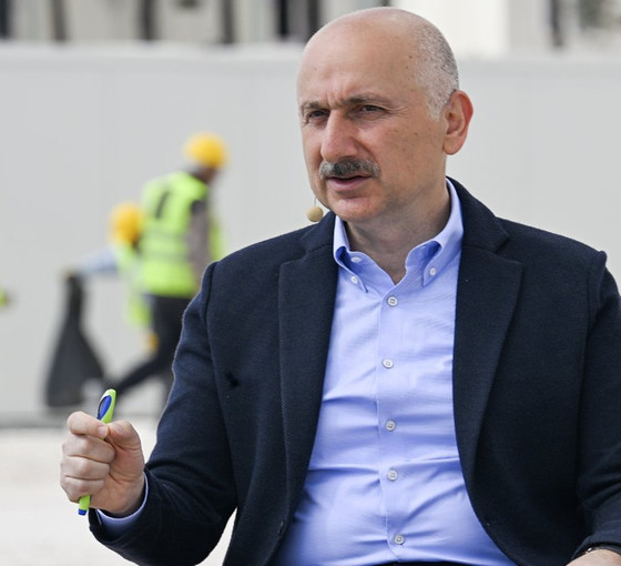 Bakan Karaismailoğlu: Nisanda konteyner kentleri bitireceğiz