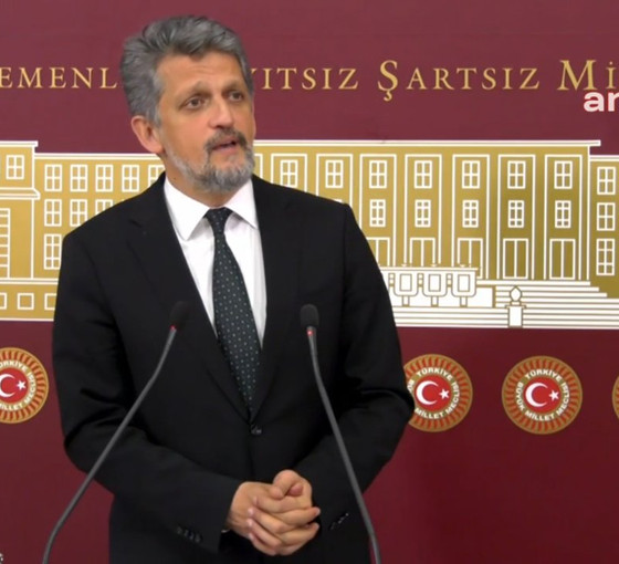 Garo Paylan'dan depremzedeler için YSK'ye çağrı: Oy kullanabilmeleri için süreyi uzatın