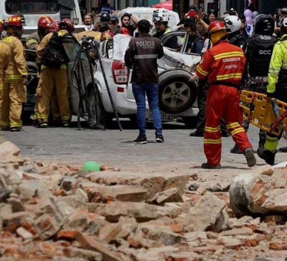 Ekvador'da 6.8 büyüklüğünde deprem: Dört ölü