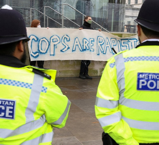 Rapor: Londra polisi kurumsal şekilde 'ırkçı ve kadın düşmanı'