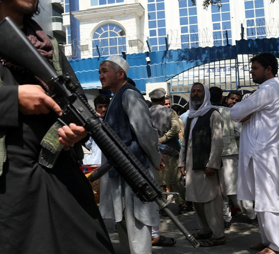 Taliban'dan Kabil'de IŞİD'e operasyon