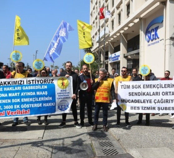 Büro çalışanları SGK'de eylem yaptı: Ulufe değil hakkımızı istiyoruz