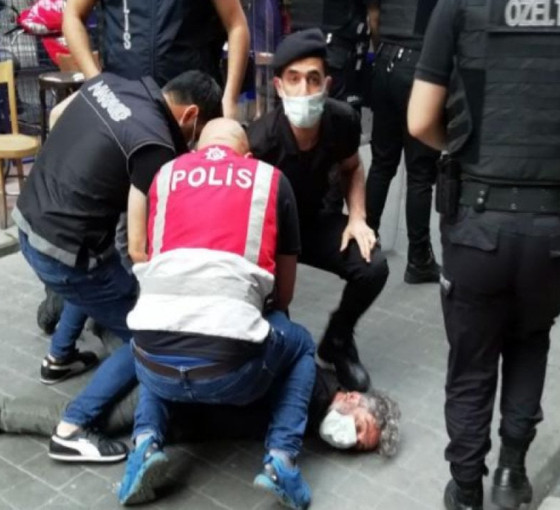 Gazeteci Bülent Kılıç'ın işkenceyle gözaltına alınmasına takipsizlik, polise hakaretten dava