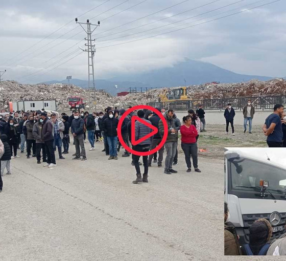 Samandağ'da enkazların yerleşim yerine yakın bölgeye dökülmesine karşı direniş var