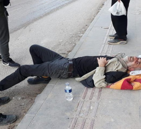 Hafriyat kamyonu tedbirsizliği: Evrensel yazarı Özcan Yaman ağır yaralandı