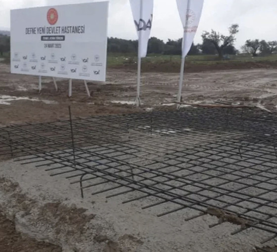Temeli atılan hastaneler için üç gün sonra ihale yapılmış
