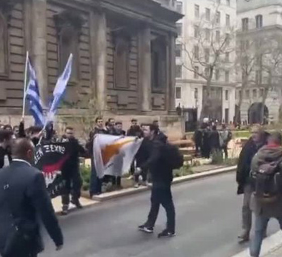 KKTC Cumhurbaşkanı Ersin Tatar Londra’da protesto edildi