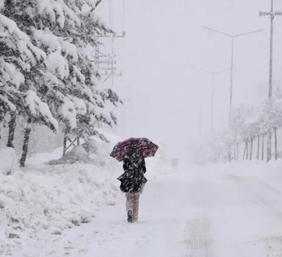 Nevşehir'de kar yağışı nedeniyle eğitime bir gün ara