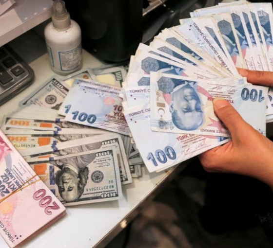Bloomberg: Türkiye'deki seçim belirsizliği riski seven yatırımcıyı bile kaçırıyor