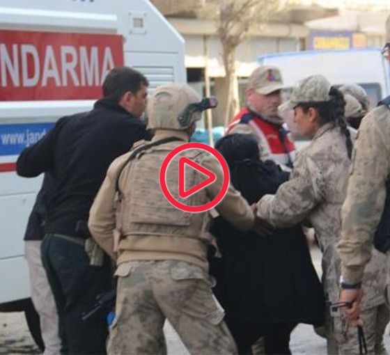 Yeşil Sol Parti'nin büro açılış etkinliğinde asker engeli: Yedi gözaltı