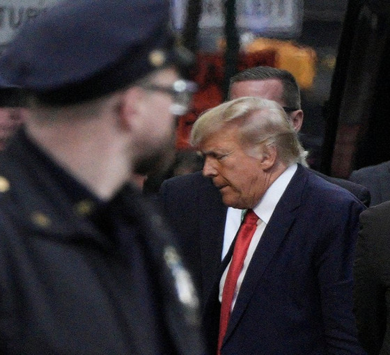 Trump'ın bugün mahkemede kefaletle serbest kalması bekleniyor