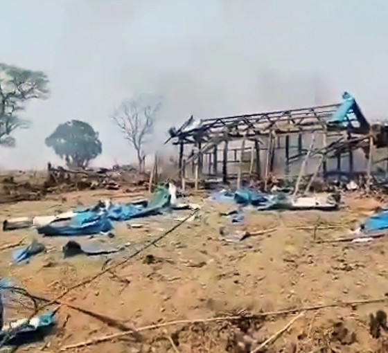İddia: Myanmar ordusunun hava saldırısında en az 53 kişi öldü