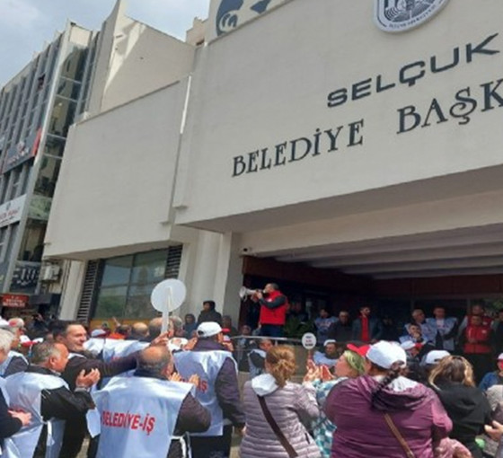 Selçuk Belediyesi işçileri greve 'evet' dedi