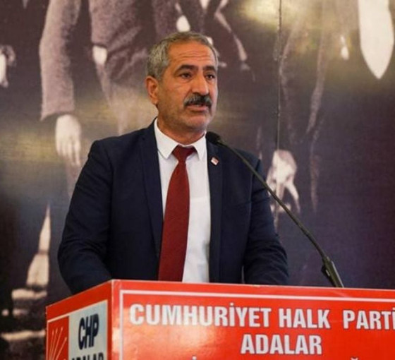 DSP'den istifa eden meclis üyesi CHP'ye katıldı