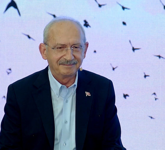 Kılıçdaroğlu'ndan yeni video: Gençler ülkenin resetlenme zamanının geldiğinin farkında