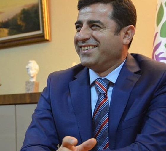 Demirtaş'tan 'Burhan Altıntop' göndermesi: Aslında RTE diye biri yoğ, yoğ