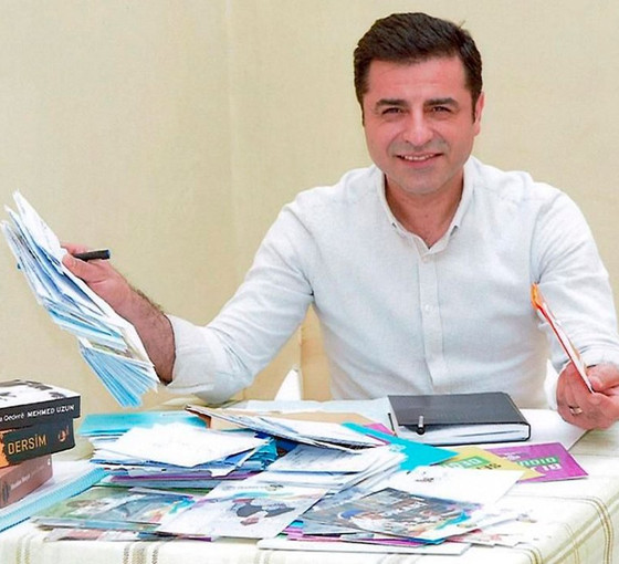 Demirtaş'tan Kılıçdaroğlu'nun 'Alevi' videosuna destek: Kutluyorum