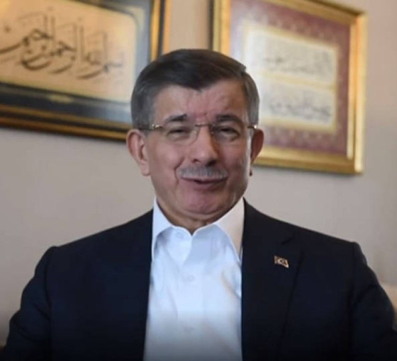 Kılıçdaroğlu’nun 'Alevi' videosunun ardından Davutoğlu’ndan ‘Sünni’ videosu