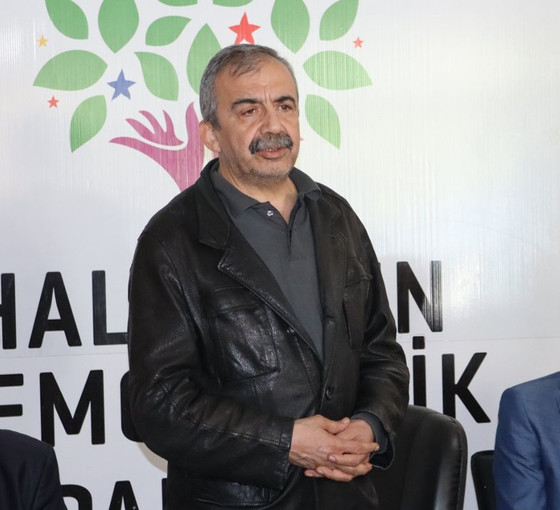 Sırrı Süreyya Önder açıkladı: Kobanê Davası'nda savcının yakalama talebi reddedildi
